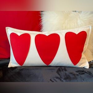 Red Heart Holiday Throw Pillow